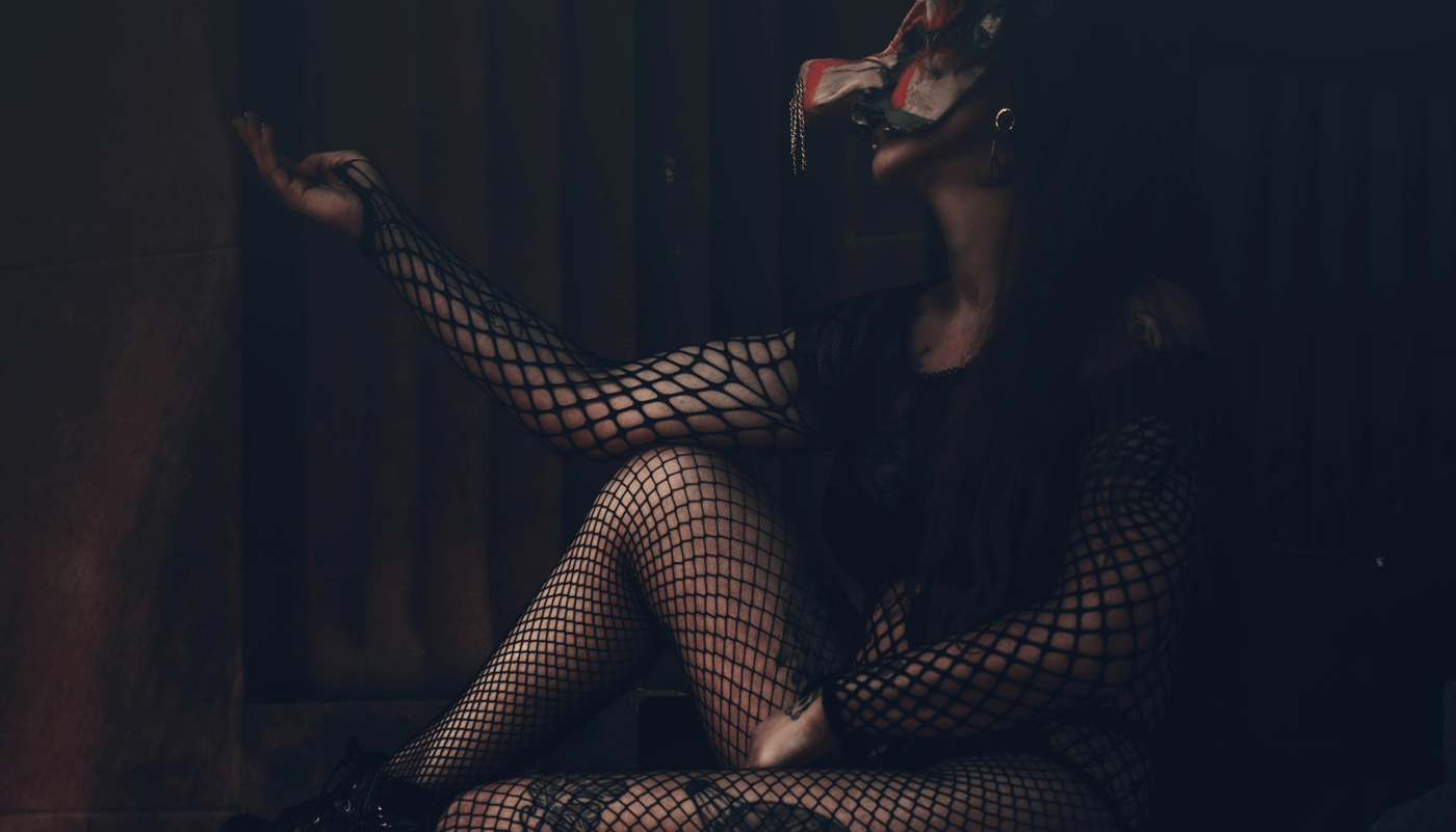 Hvordan style gotiske korsetter til forskellige lejligheder? - Castle Gothic