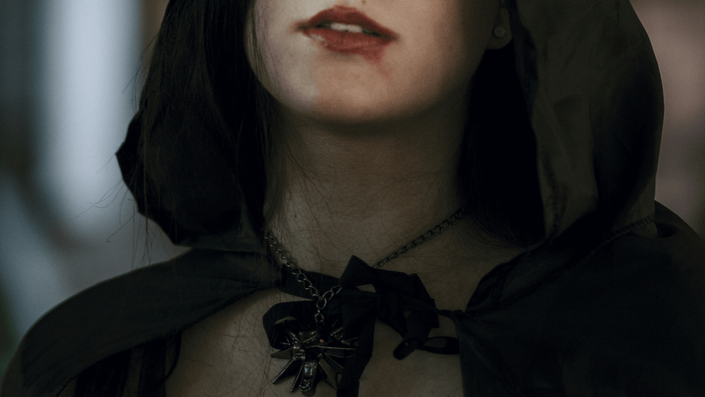 Gotiske jakker med hætte – stil og funktionalitet til kølige dage - Castle Gothic