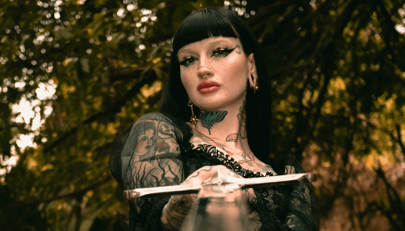 Gothic nederdele – Sådan skaber du mørke looks - Castle Gothic