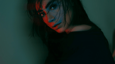 Blonde i gotisk stil – sådan bruger du blonde-nederdele til hverdag