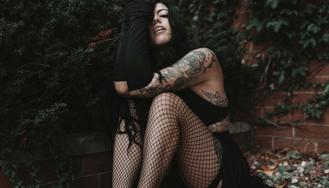 Hvordan bære gotiske bukser i hverdagsoutfits? - Castle Gothic