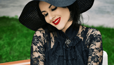 Gothcore og gotiske bukser – komfort og stil